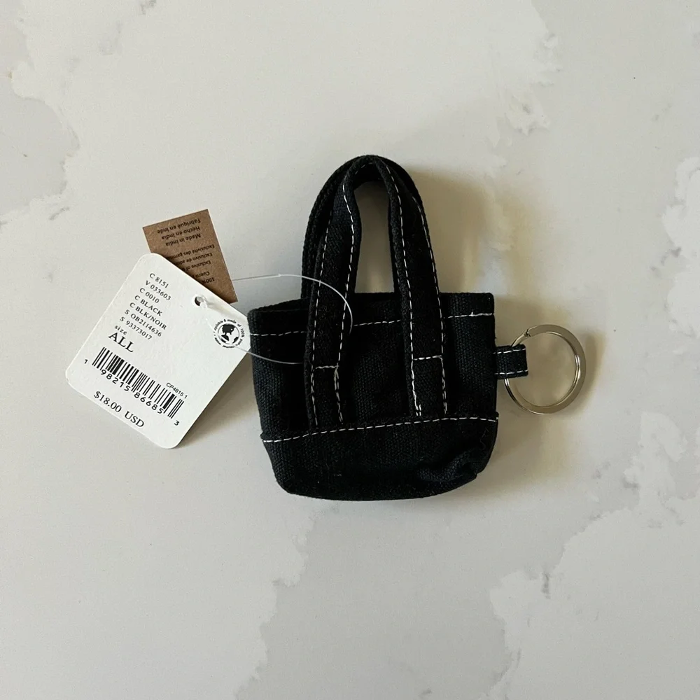 Free People Mini Tote Keychain NWT - Perfect Labubu Bag - Picture 3 of 5